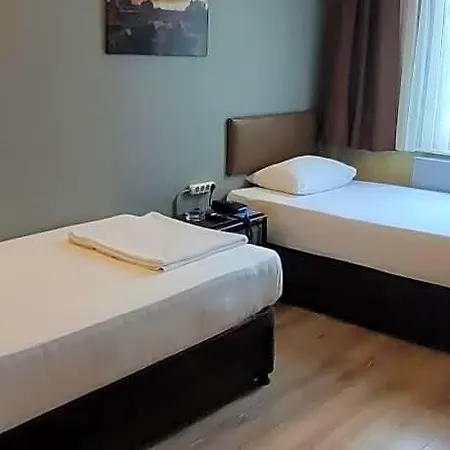 Hotel Torun Old 2*